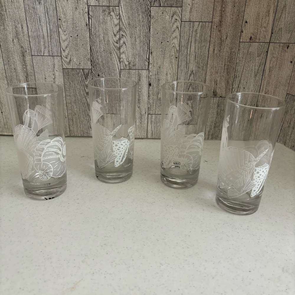 Tastesetter White Shell Design 13 oz Hi Ball Set of 4 Glass